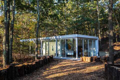 986 & 988 Noyac Path, Water Mill, NY 11976