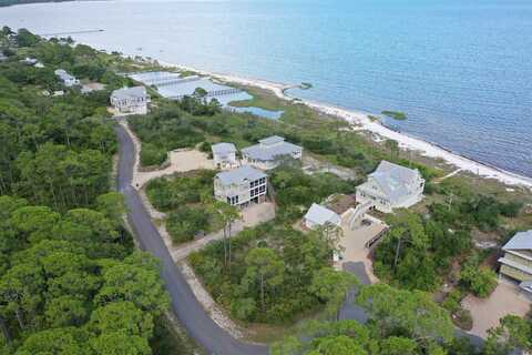 143 S'more's Way, St Teresa, FL 32358
