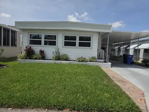973 Antigua Ave E., Venice, FL 34285