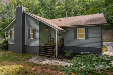 920 Tamworth Road, Asheboro, NC 27203
