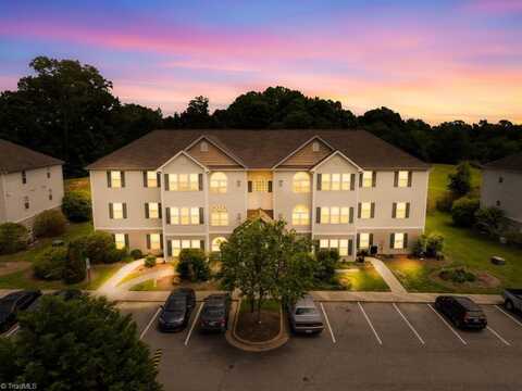 6112 Hedgecock Circle, High Point, NC 27265