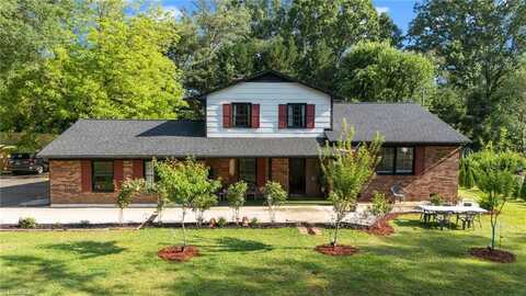 6640 Springfield Drive, Clemmons, NC 27012