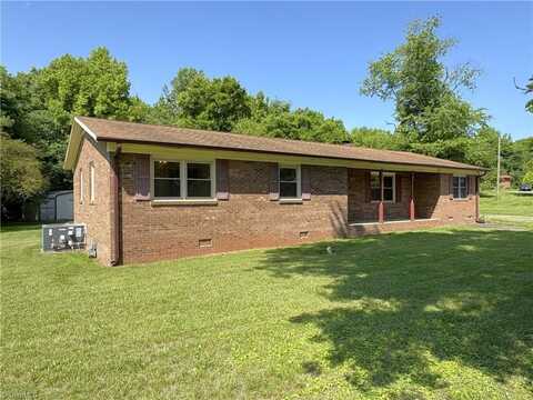 801 Ayersville Road, Madison, NC 27025