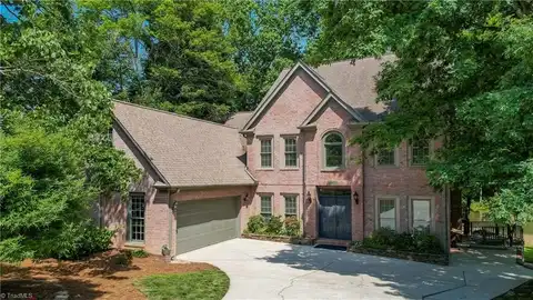 5300 Coveview Court, Greensboro, NC 27407