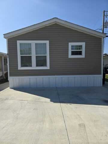 5611 Bayshore Rd, Palmetto, FL 34221