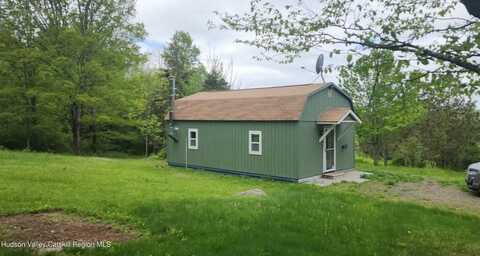 143 Pond View Rd., Conesville, NY 12076