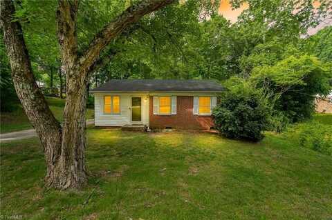 1126 E Springfield Road, High Point, NC 27263