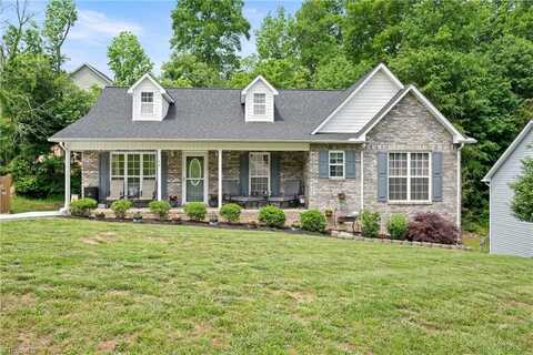 11 Shanda Court, Thomasville, NC 27360
