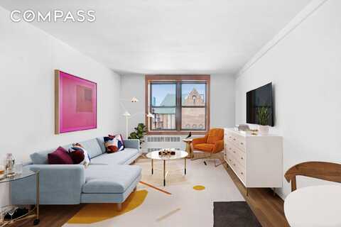 165 Christopher Street, New York, NY 10014