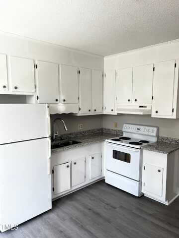 53 W Washington Street, Coats, NC 27521