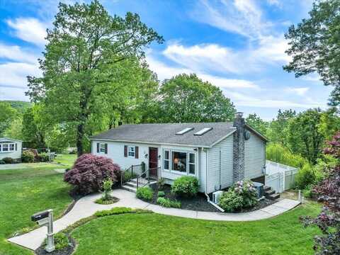 95 Franklin Heights Road, Lehighton, PA 18235
