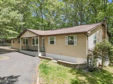 297 Whispering Hills Drive, East Stroudsburg, PA 18301