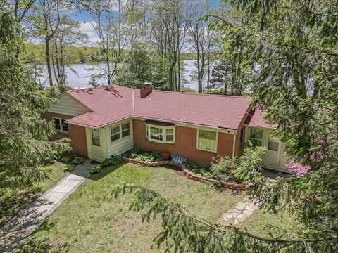1144 Lexington Avenue, Pocono Summit, PA 18346