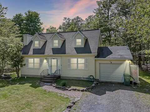 1281 Winding Way, Tobyhanna, PA 18466