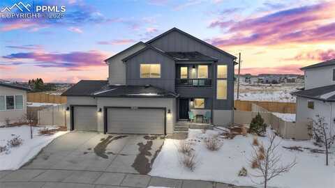 6898 Cumbre Vista Way, Colorado Springs, CO 80924