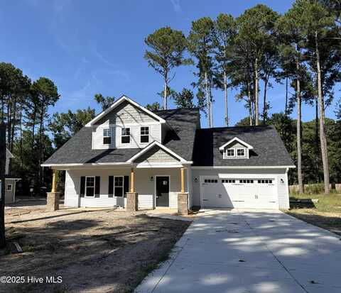 206 Scott Avenue, Vass, NC 28394