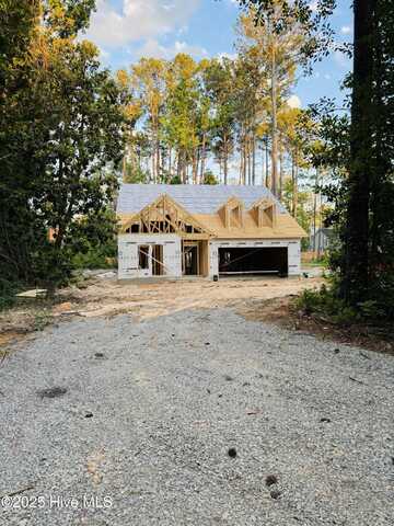 311 Front Street, Vass, NC 28394