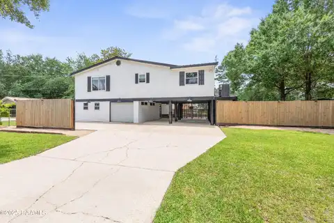 4802 Lafitte Street, New Iberia, LA 70560