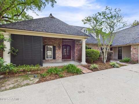 105 Oak Alley, Lafayette, LA 70508