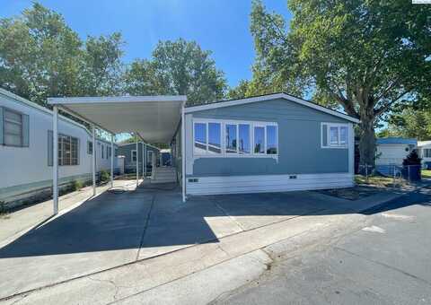 32 Cosmic Lane, Richland, WA 99354