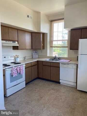 7 N HAMILTON STREET, TELFORD, PA 18969