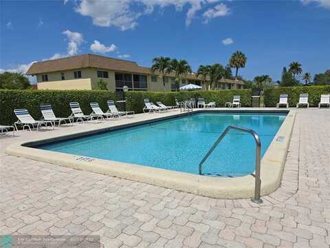 9949 Sandalfoot Blvd, Boca Raton, FL 33428