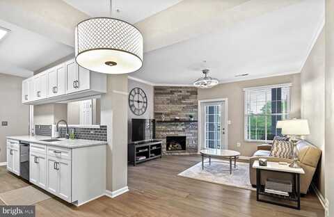 20451 CHESAPEAKE SQUARE, STERLING, VA 20165
