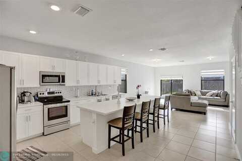 25169 SW 108th Ave, Homestead, FL 33032