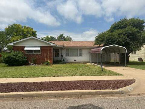 523 N Red Deer St, Pampa, TX 79065