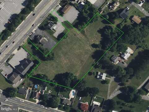 8713 BELAIR RD, BALTIMORE, MD 21236