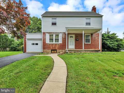 1411 COLLEGE AVENUE, READING, PA 19604