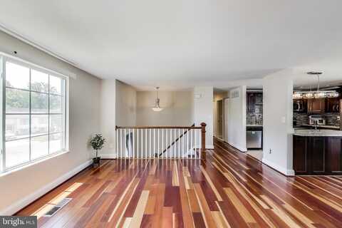 7910 E NALLEY ROAD, HYATTSVILLE, MD 20785