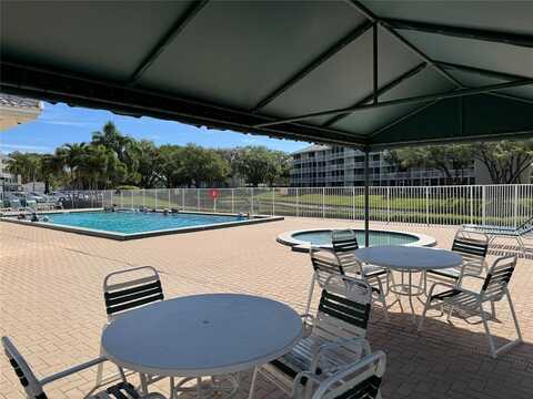 6025 Balboa Cir, Boca Raton, FL 33433