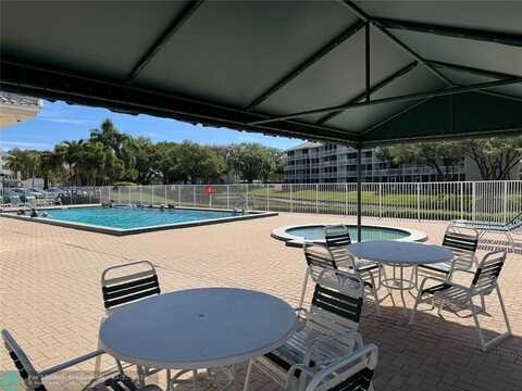 6025 Balboa Cir, Boca Raton, FL 33433
