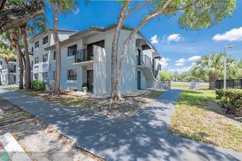 7235 NW 179th St, Hialeah, FL 33015