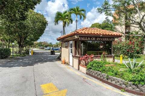6101 N Falls Circle Dr, Lauderhill, FL 33319