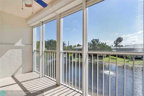 7866 Trent Dr, Tamarac, FL 33321