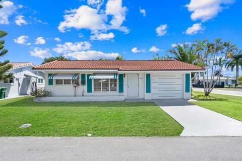 4922 NW 52nd St, Tamarac, FL 33319