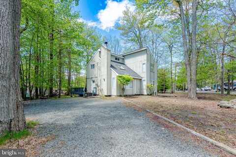 7572 EAGLE ROCK DRIVE, TOBYHANNA, PA 18466