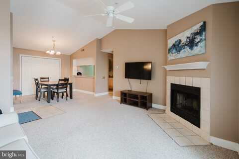 2809 WATERS EDGE DRIVE, NEWARK, DE 19702