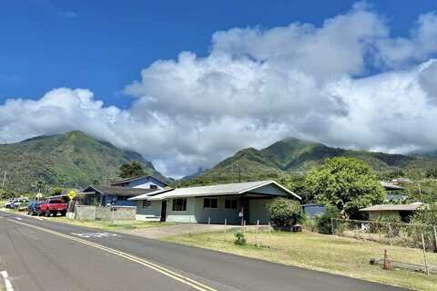 2124 Kahawai St, Wailuku, HI 96793
