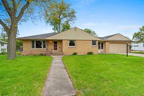 718 CARVER Lane, MENASHA, WI 54952