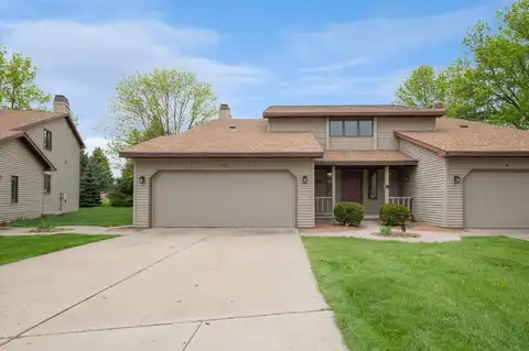 2412 CEDAR RIDGE Court, GREEN BAY, WI 54313