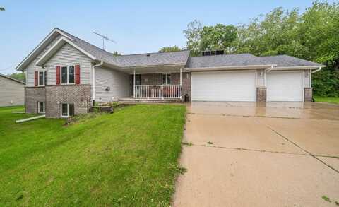 223 WILLOW CREEK Road, ROSENDALE, WI 54974