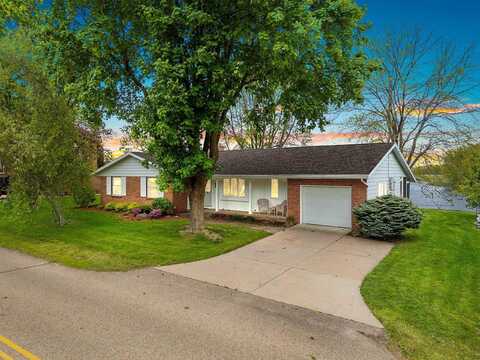 418 WOLF RIVER Drive, FREMONT, WI 54940