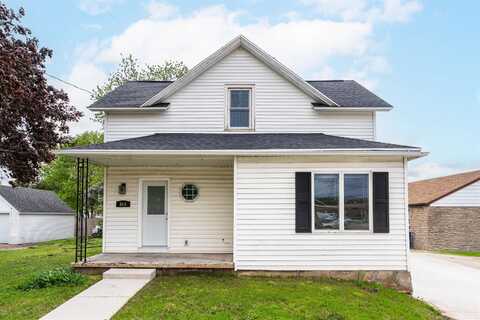 815 MADISON Street, LITTLE CHUTE, WI 54140