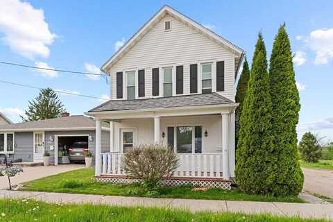 712 E 9TH Street, KAUKAUNA, WI 54130