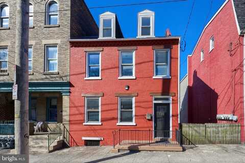 316 S QUEEN STREET, LANCASTER, PA 17603