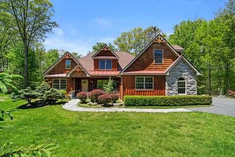 127 Timber Lake Drive, Canadensis, PA 18325