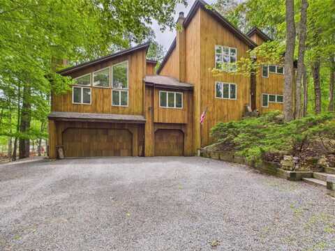246 White Pine Drive, Pocono Lake, PA 18347